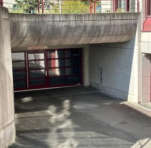 Einzimmerwohnung Mit Tiefgarage *