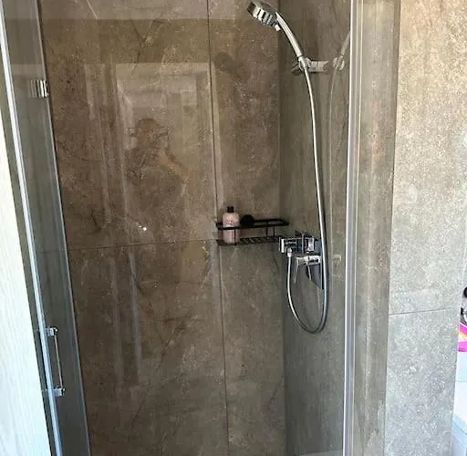 Einzimmerwohnung Mit Tiefgarage