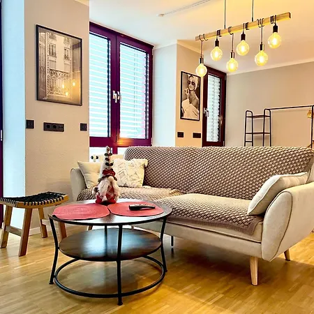 Apartment Einzimmerwohnung Mit Tiefgarage Bei Nuernberg *